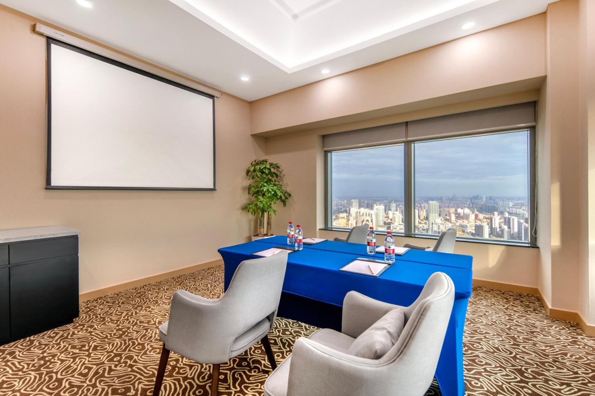 Novotel Atlantis Shanghai - Breakfast In The Clouds With River View In The Revolving Restaurant & 24Hours Free Self-Laundry Exterior foto