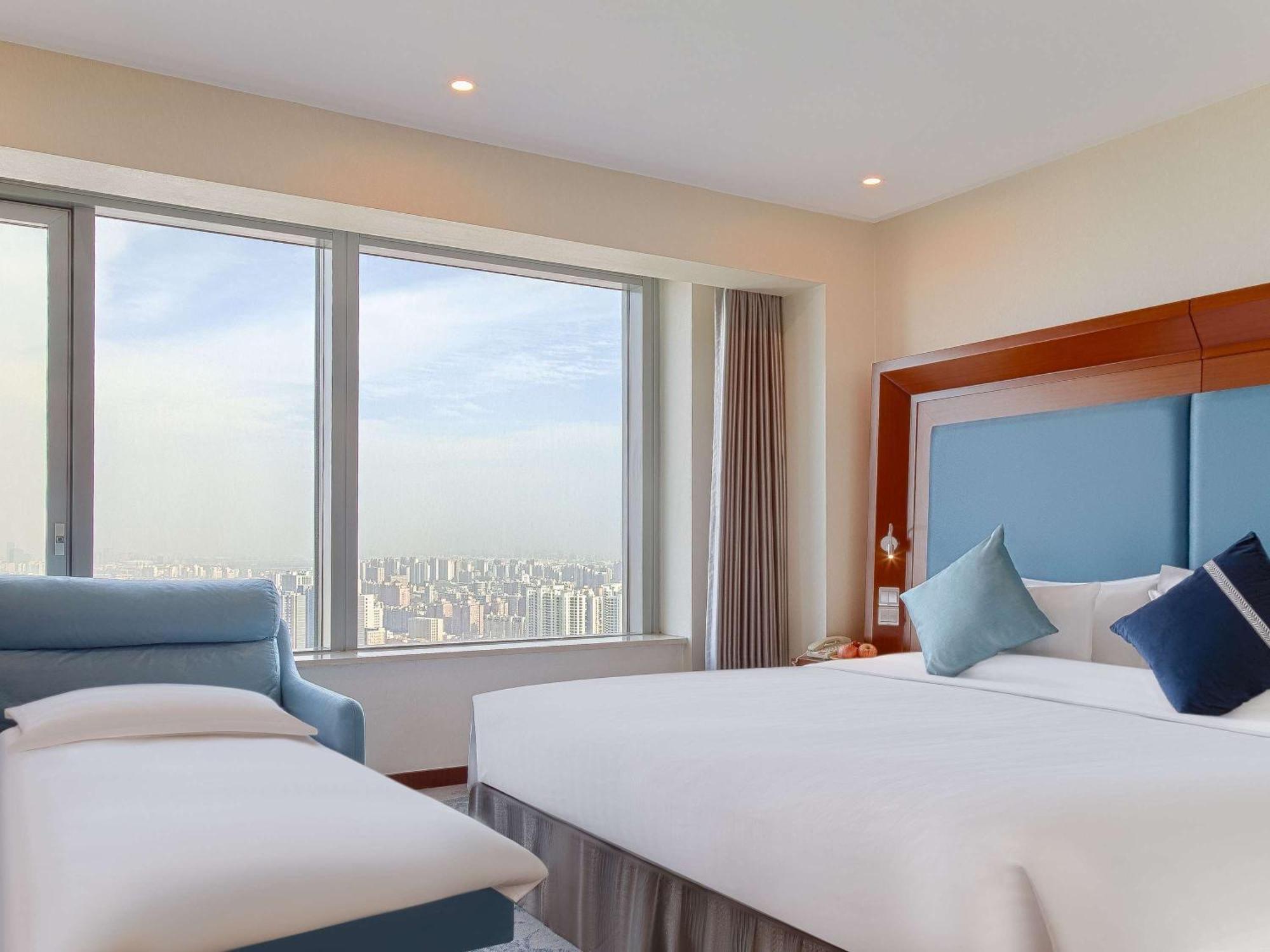 Novotel Atlantis Shanghai - Breakfast In The Clouds With River View In The Revolving Restaurant & 24Hours Free Self-Laundry Exterior foto