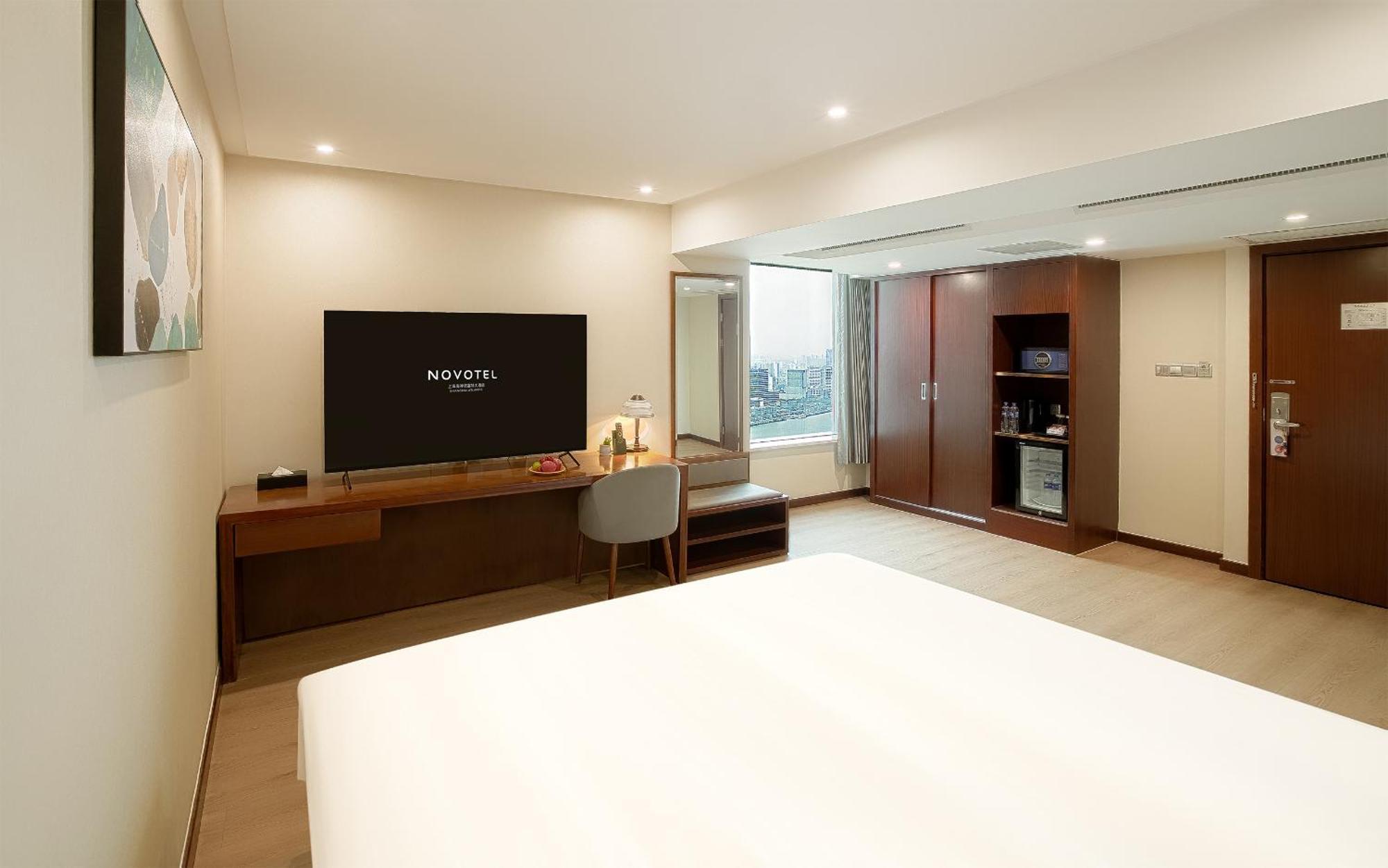 Novotel Atlantis Shanghai - Breakfast In The Clouds With River View In The Revolving Restaurant & 24Hours Free Self-Laundry Exterior foto