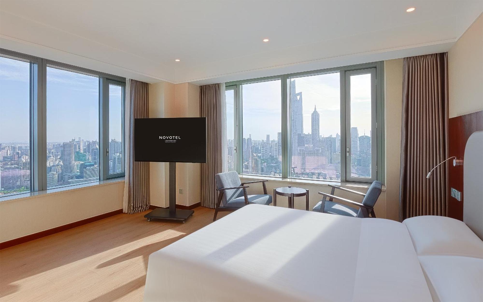 Novotel Atlantis Shanghai - Breakfast In The Clouds With River View In The Revolving Restaurant & 24Hours Free Self-Laundry Exterior foto